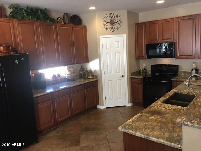 15988 West Mercer Lane Surprise, AZ 85379 - Photo 8 of 21 IMG_1086