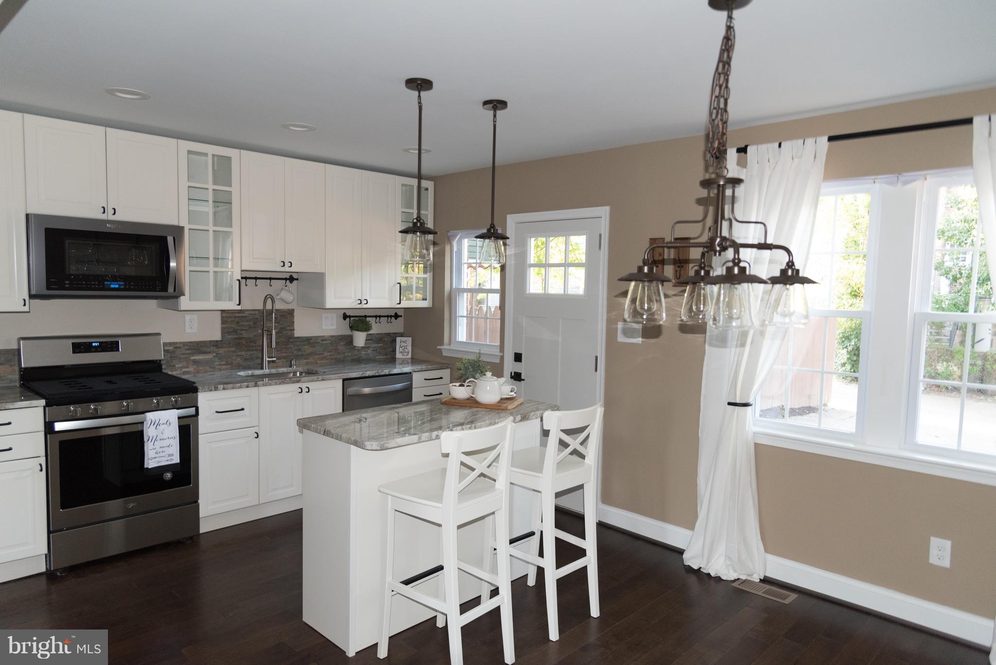Kitchen/Breakfast area