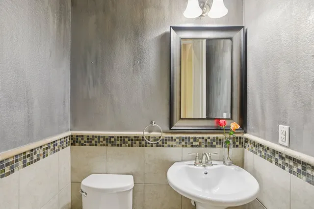 $989,000 | 4309 Vista Verde Drive, Austin, TX 78732