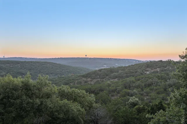 $989,000 | 4309 Vista Verde Drive, Austin, TX 78732