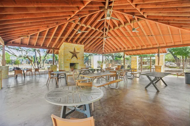 $989,000 | 4309 Vista Verde Drive, Austin, TX 78732