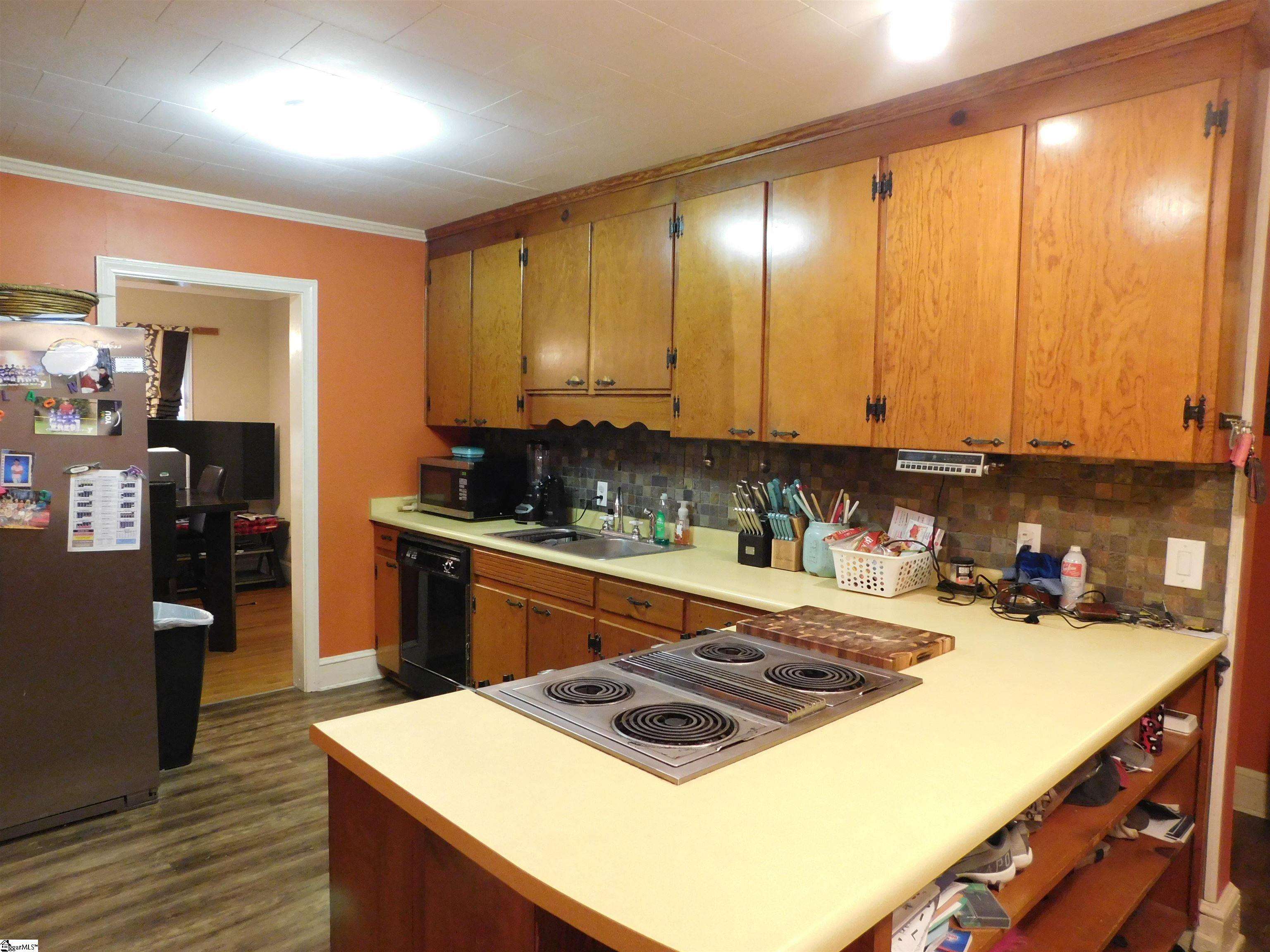 710 Shands Street Clinton, SC 29325 - Photo 7 of 16 Gallery Image 7