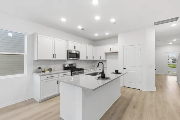 $328,990 | 956 Tellico Street, Gallatin, TN 37066
