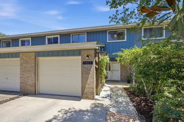 $305,000 | 1821 Valparaiso Boulevard, Niceville, FL 32578