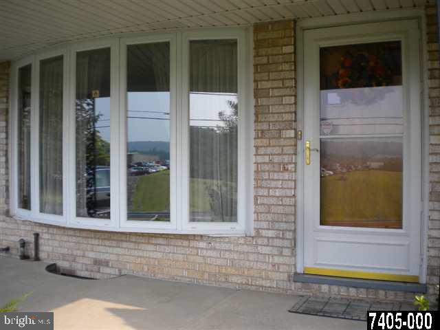 5137 East Prospect Road York, PA 17406 - Photo 4 of 25 Gallery Image 4