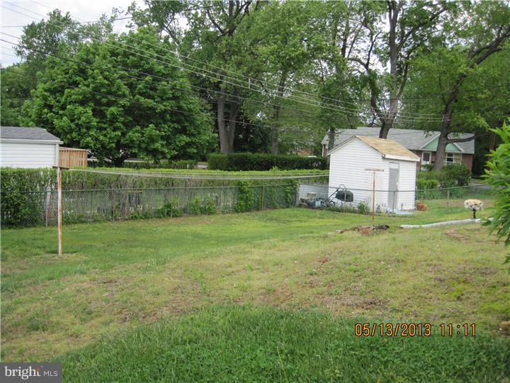 1605 6th Avenue Folsom, PA 19033 - Photo 5 of 17 Exterior Back
