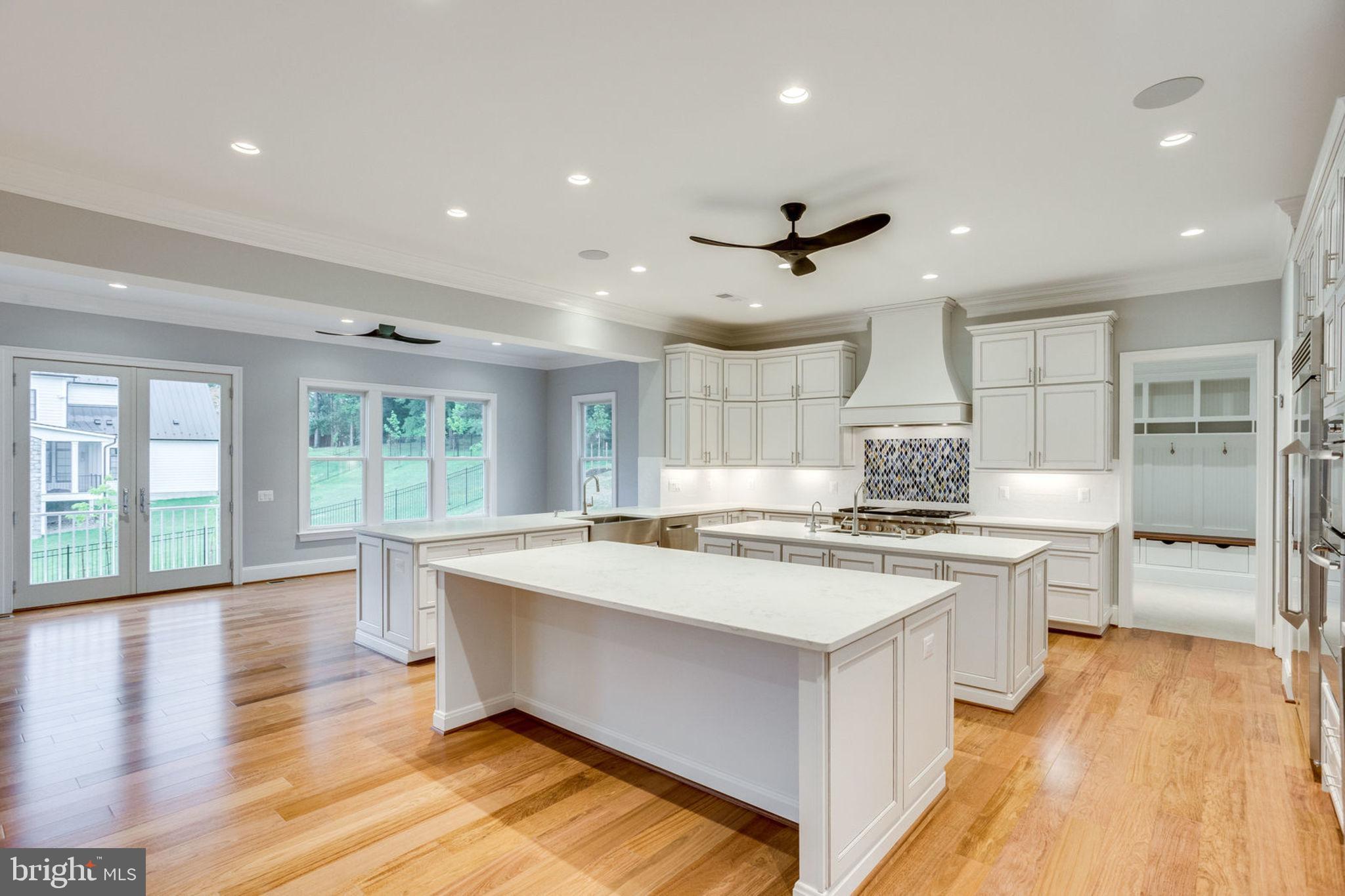 11709 Valley Road Fairfax, VA 22033 - Photo 11 of 35 Gallery Image 11