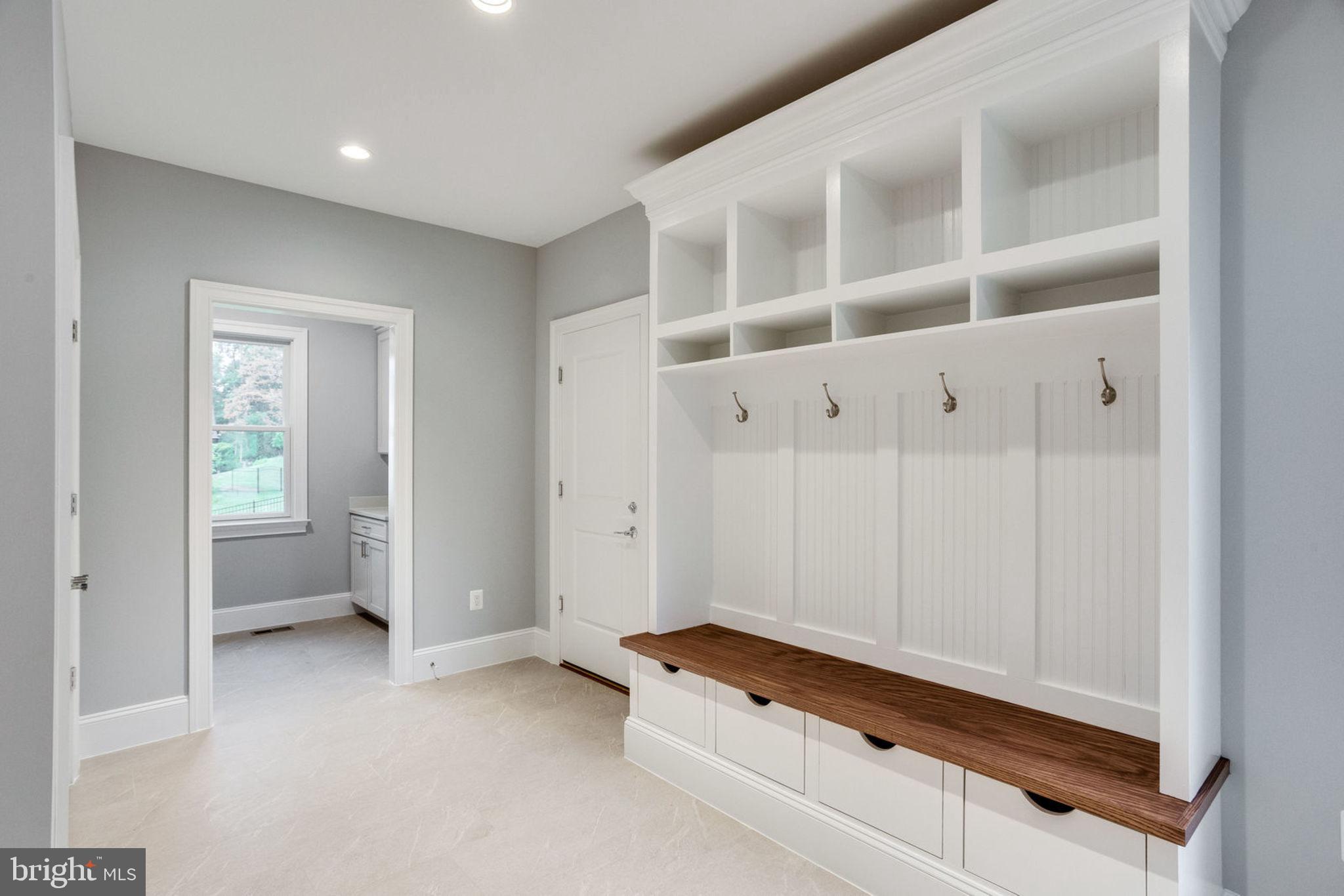 11709 Valley Road Fairfax, VA 22033 - Photo 16 of 35 Gallery Image 16