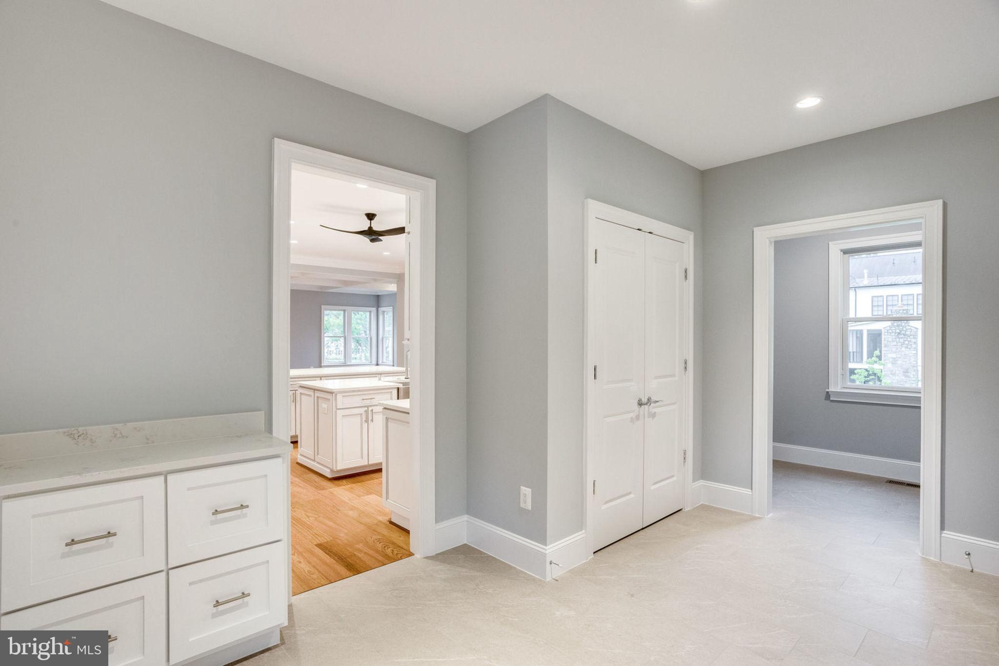 11709 Valley Road Fairfax, VA 22033 - Photo 17 of 35 Gallery Image 17