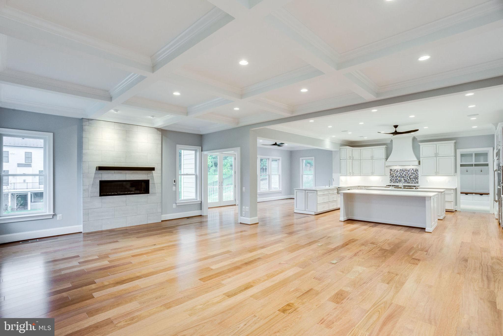 11709 Valley Road Fairfax, VA 22033 - Photo 9 of 35 Gallery Image 9