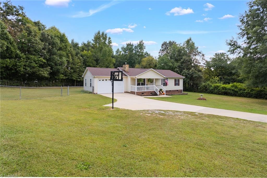 225 Ruth Street Rockwell, NC 28138 - Photo 2 of 25 Gallery Image 2