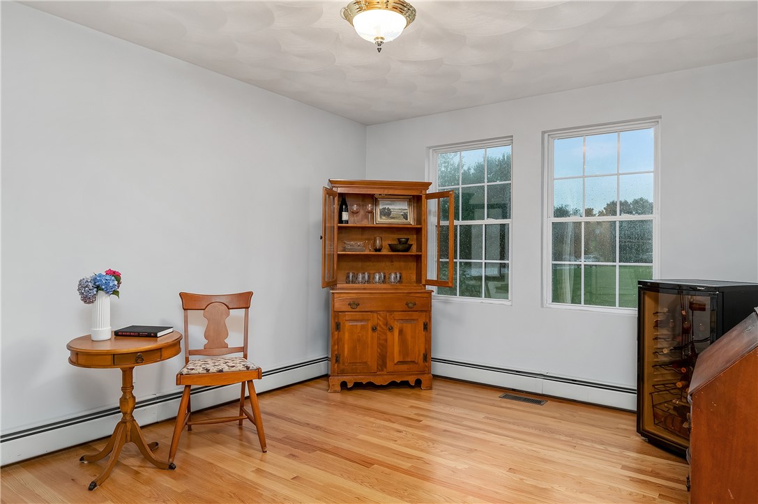 87 Fairhaven Road Cumberland, RI 02864 - Photo 14 of 41