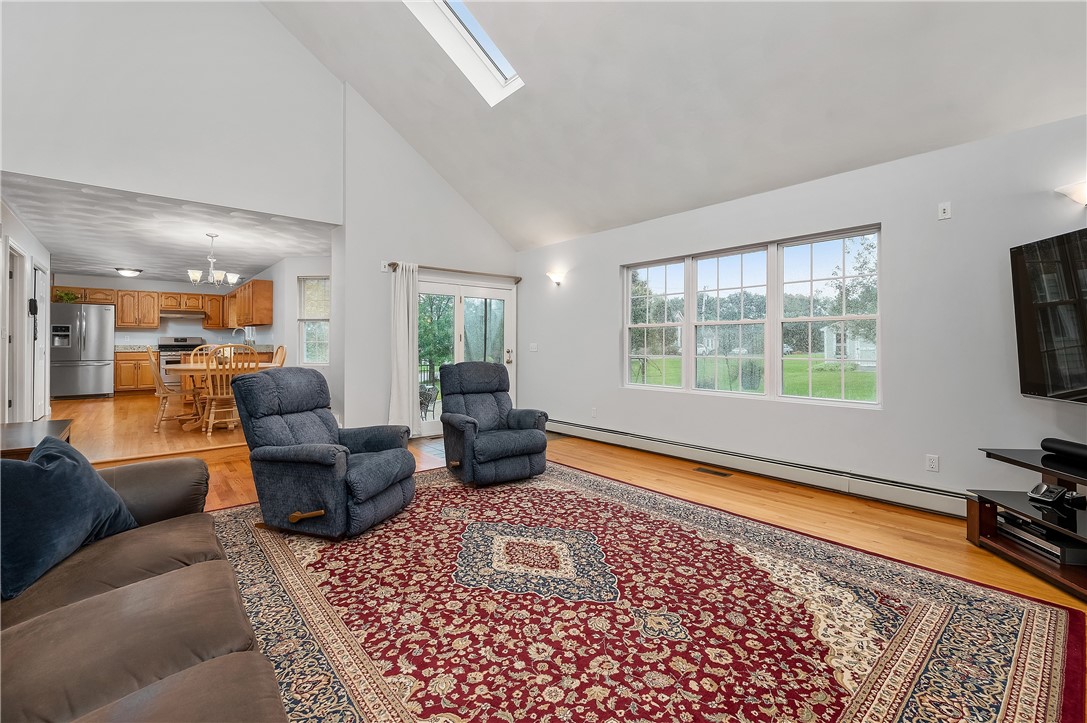 87 Fairhaven Road Cumberland, RI 02864 - Photo 16 of 41