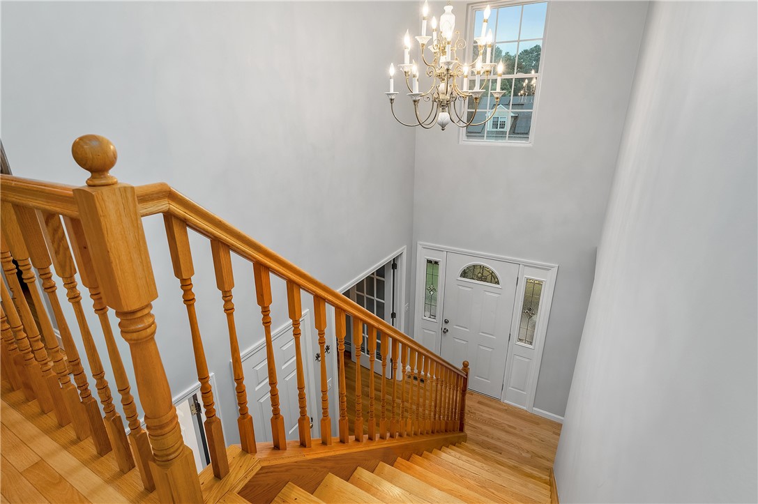 87 Fairhaven Road Cumberland, RI 02864 - Photo 19 of 41