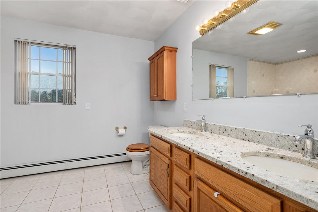 87 Fairhaven Road Cumberland, RI 02864 - Photo 21 of 41