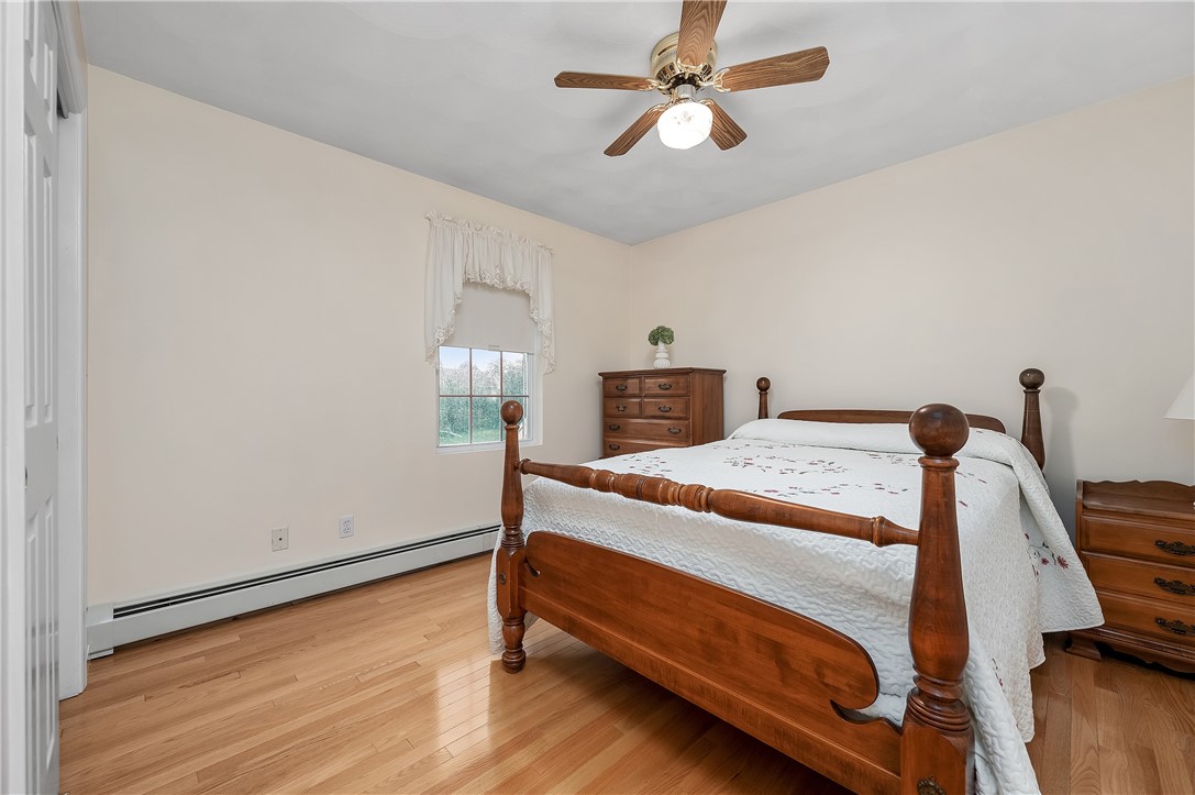 87 Fairhaven Road Cumberland, RI 02864 - Photo 26 of 41