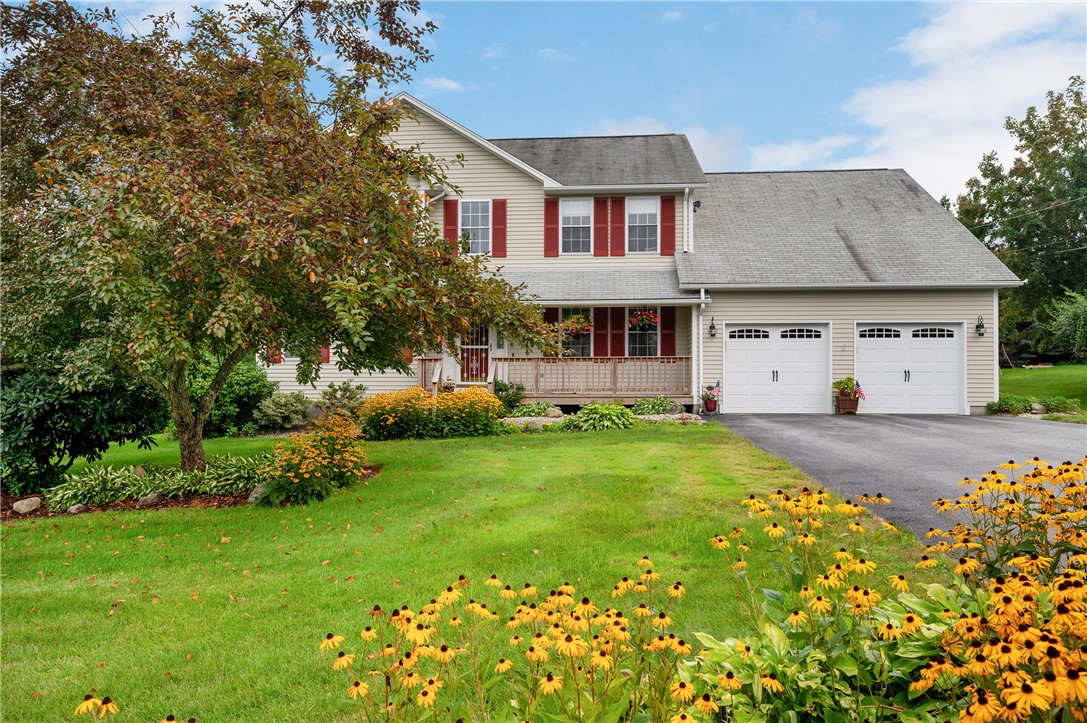 87 Fairhaven Road Cumberland, RI 02864 - Photo 3 of 41