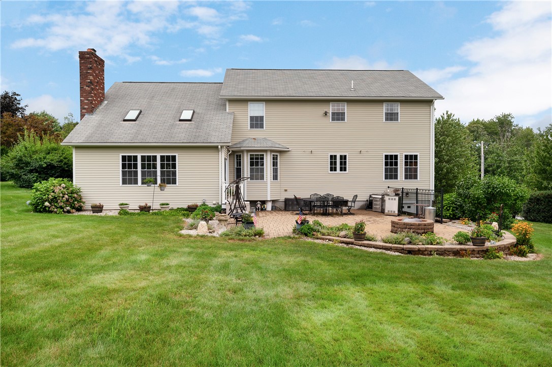 87 Fairhaven Road Cumberland, RI 02864 - Photo 40 of 41