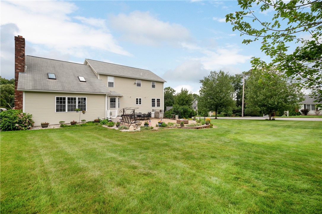 87 Fairhaven Road Cumberland, RI 02864 - Photo 41 of 41