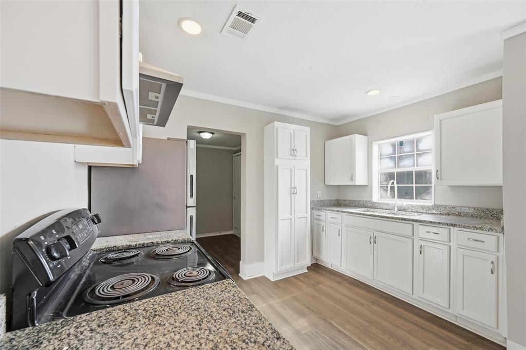 2224 Poplar Street Dallas, TX 75215 - Photo 5 of 16