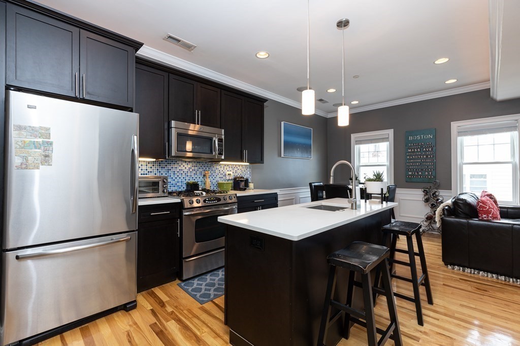 5 Grimes Street, Unit 2 Boston, MA 02127 - Photo 1 of 20