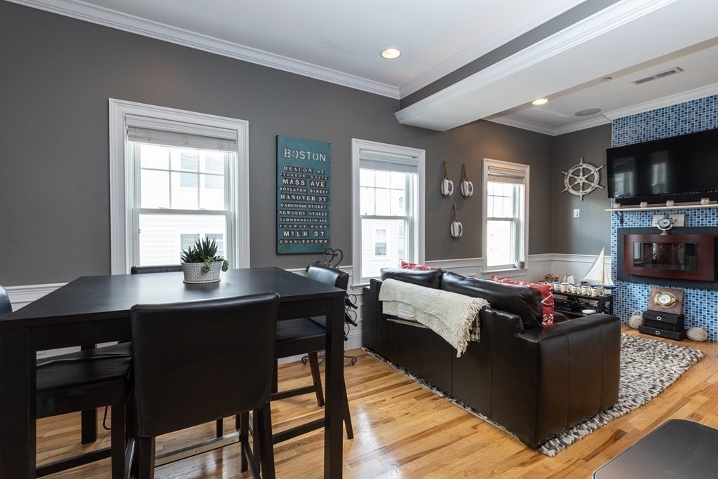 5 Grimes Street, Unit 2 Boston, MA 02127 - Photo 7 of 20