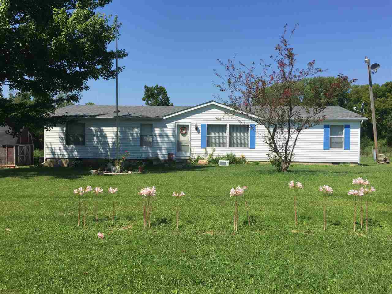 1395 Buddha Road Bedford, IN 47421 - Photo 1 of 10
