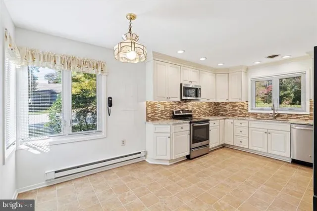 $2,795 | 201 Chandler Drive, Unit 201, West Chester, PA 19380