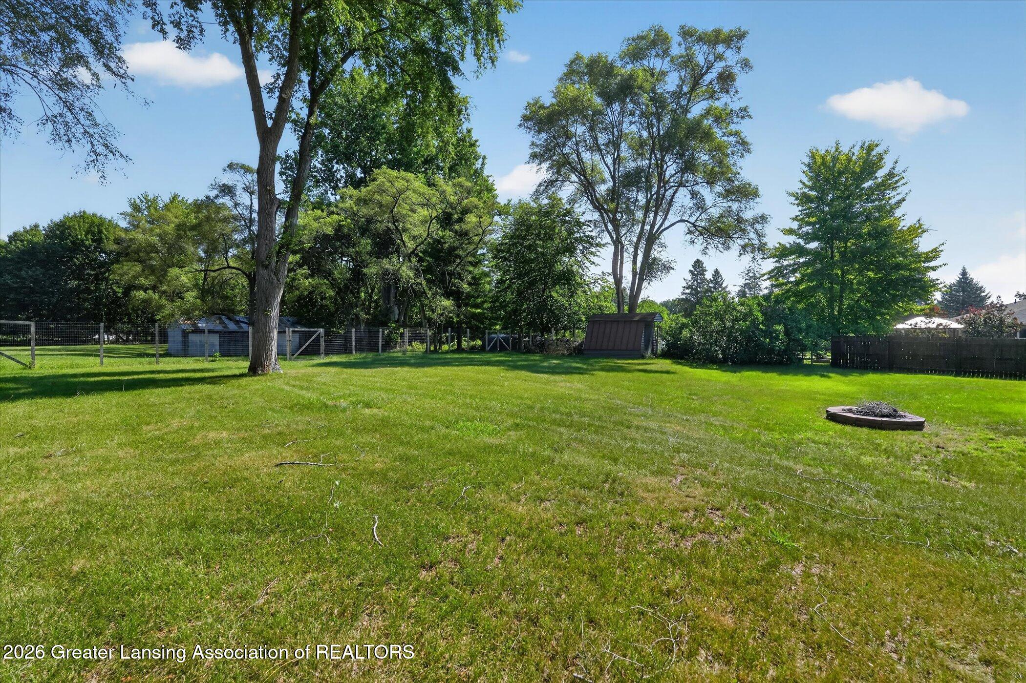 1434 Petts Road Fenton, MI 48430 - Photo 61 of 74 yard