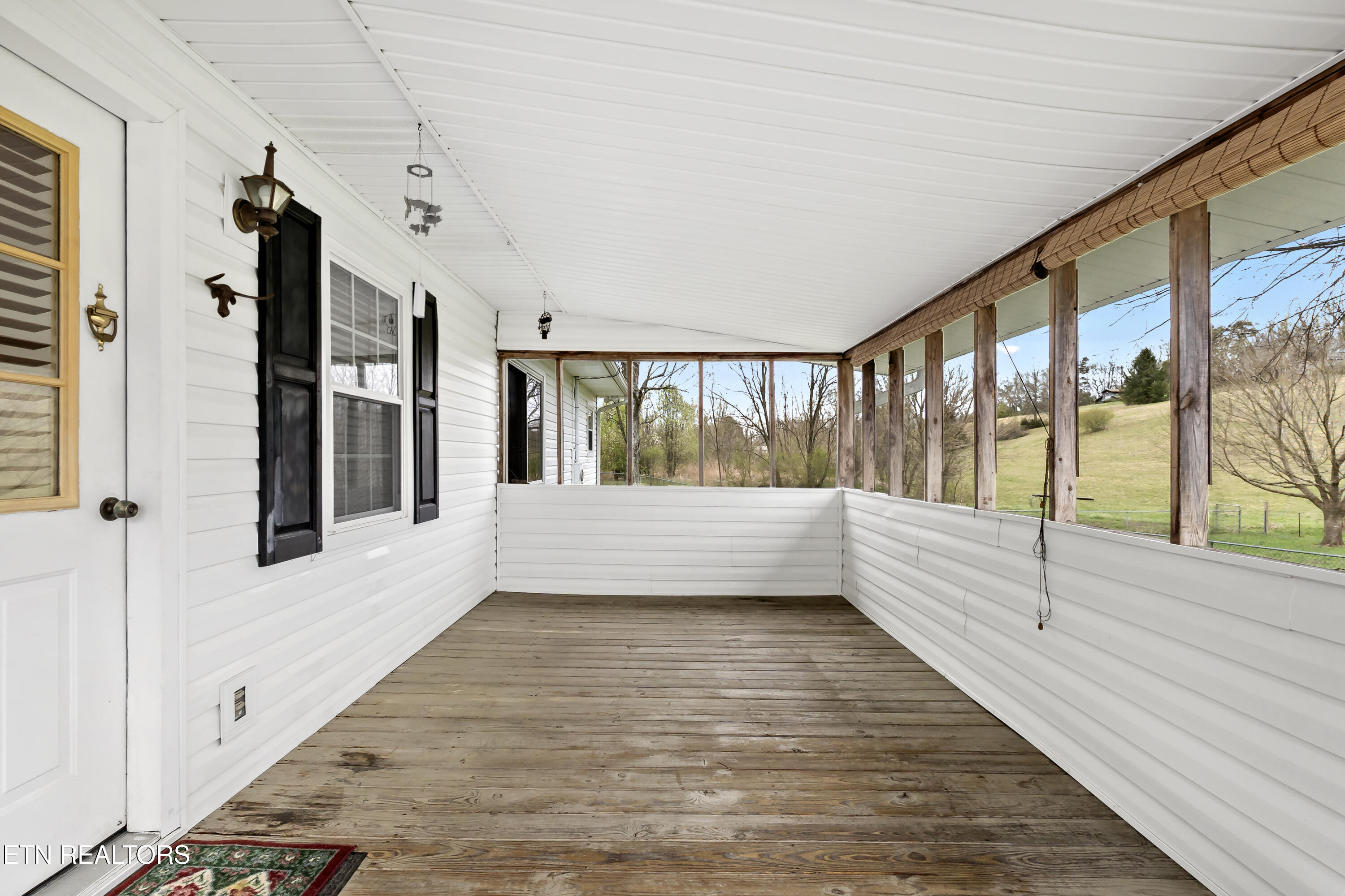 20590 Steekee Road Loudon, TN 37774 - Photo 23 of 47 Lets go back in