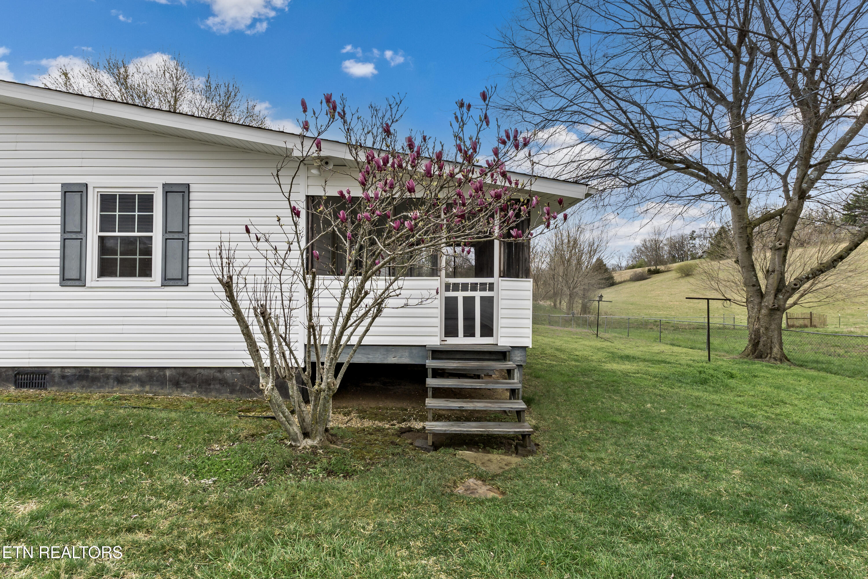 20590 Steekee Road Loudon, TN 37774 - Photo 32 of 47 DSC09764