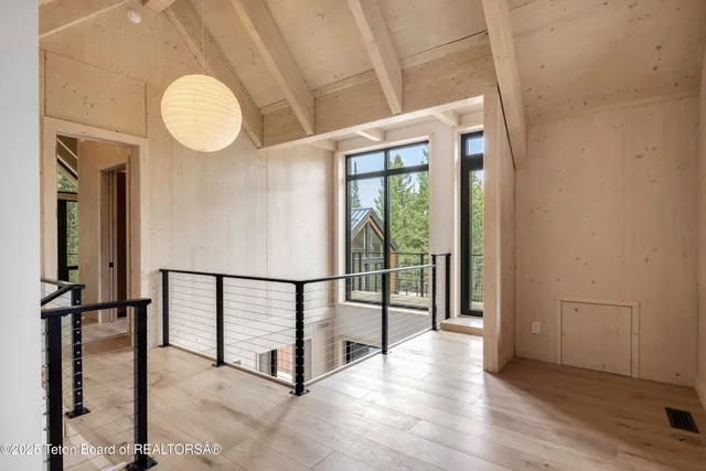 $6,725,000 | 6635 Highway 22, Wilson, WY 83014