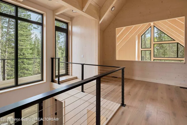 $6,725,000 | 6635 Highway 22, Wilson, WY 83014