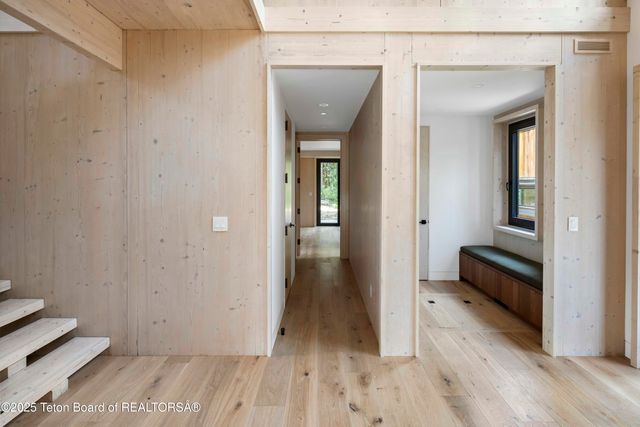 $6,725,000 | 6635 Highway 22, Wilson, WY 83014