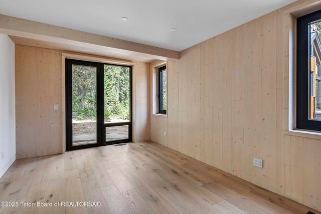 $6,725,000 | 6635 Highway 22, Wilson, WY 83014