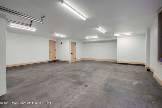 $6,725,000 | 6635 Highway 22, Wilson, WY 83014