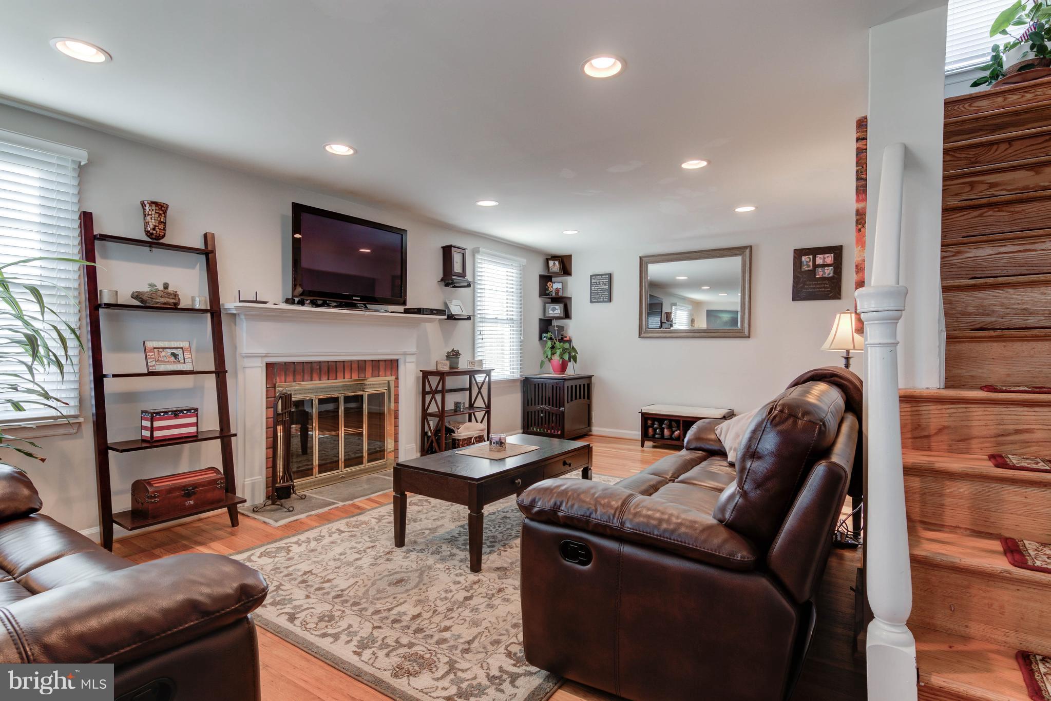 874 Church Road Springfield, PA 19064 - Photo 3 of 23 Gallery Image 3