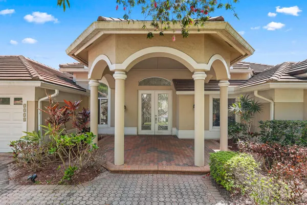 $749,000 | 2554 Southwest Mayacoo Way, Palm City, FL 34990