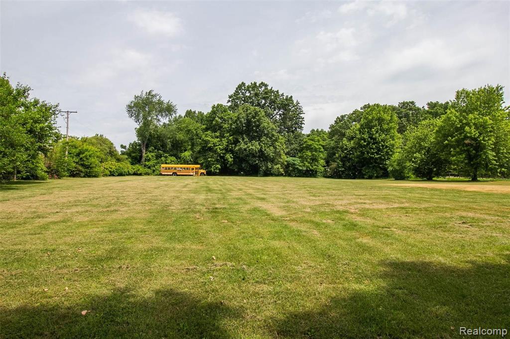 3255 Will Carleton Road Flat Rock, MI 48134 - Photo 37 of 45