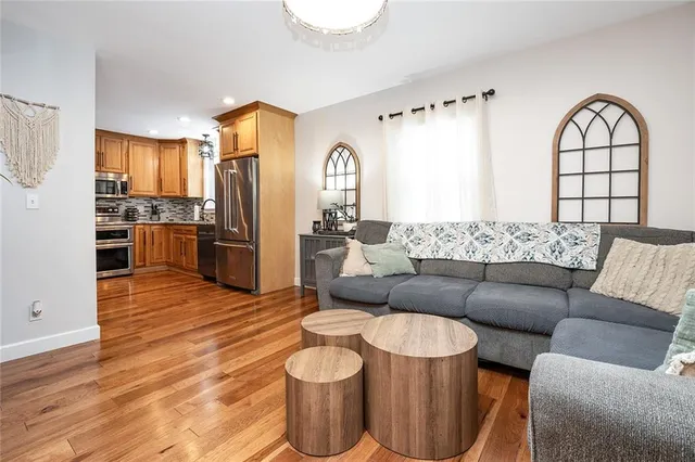 $385,000 | 399 Irishtown Road, Grove City, PA 16127