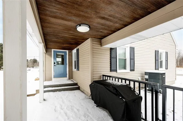 $385,000 | 399 Irishtown Road, Grove City, PA 16127