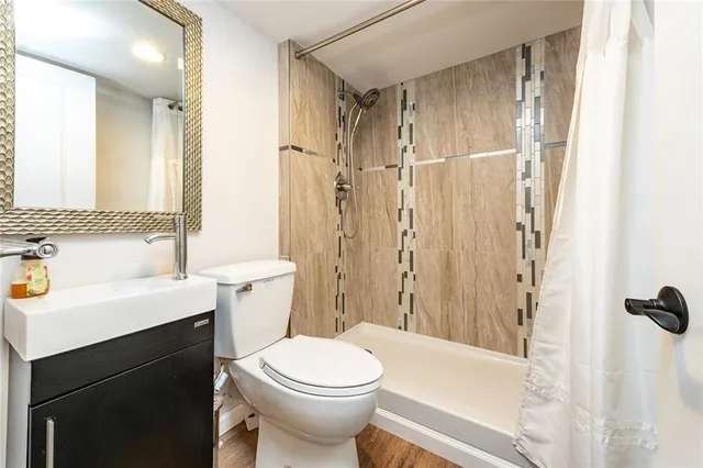 $385,000 | 399 Irishtown Road, Grove City, PA 16127