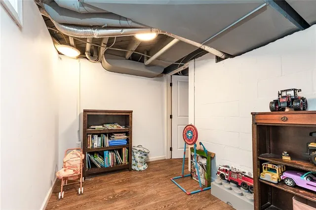 $385,000 | 399 Irishtown Road, Grove City, PA 16127