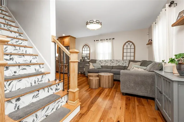 $385,000 | 399 Irishtown Road, Grove City, PA 16127