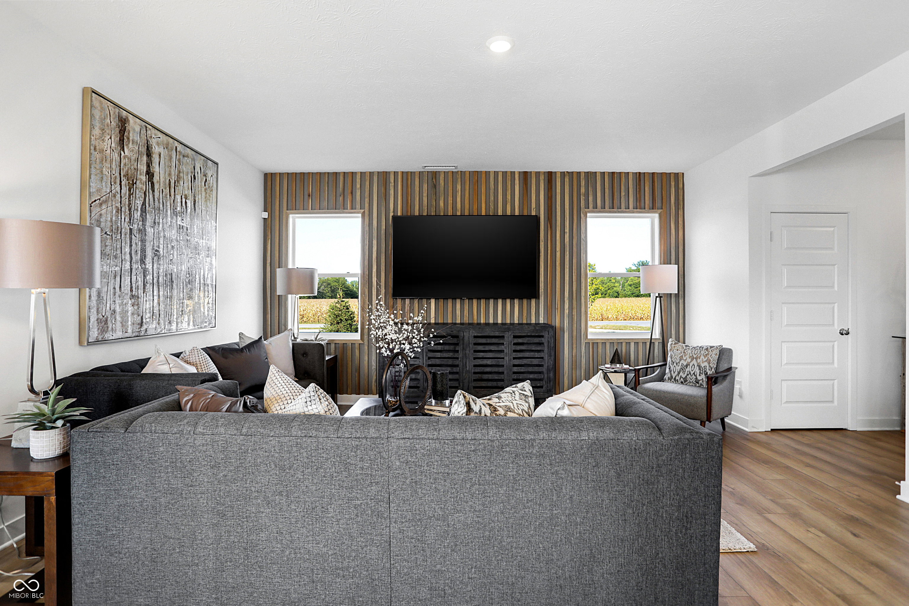 455 Lincoln Circle East Fortville, IN 46040 - Photo 10 of 56