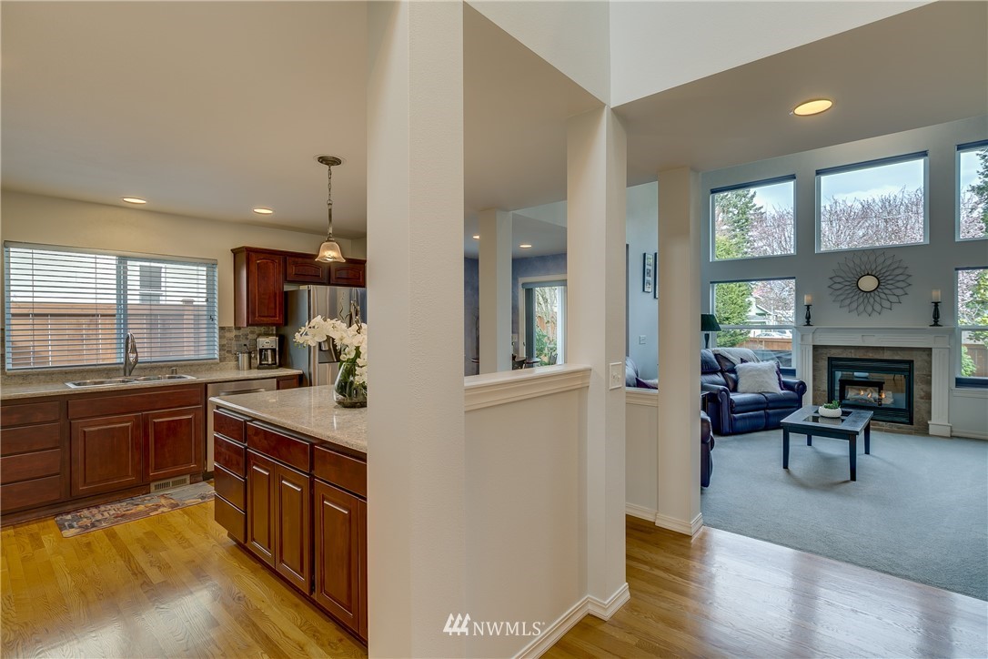 8938 Northeast 178th Street Bothell, WA 98011 - Photo 4 of 31 Gallery Image 4