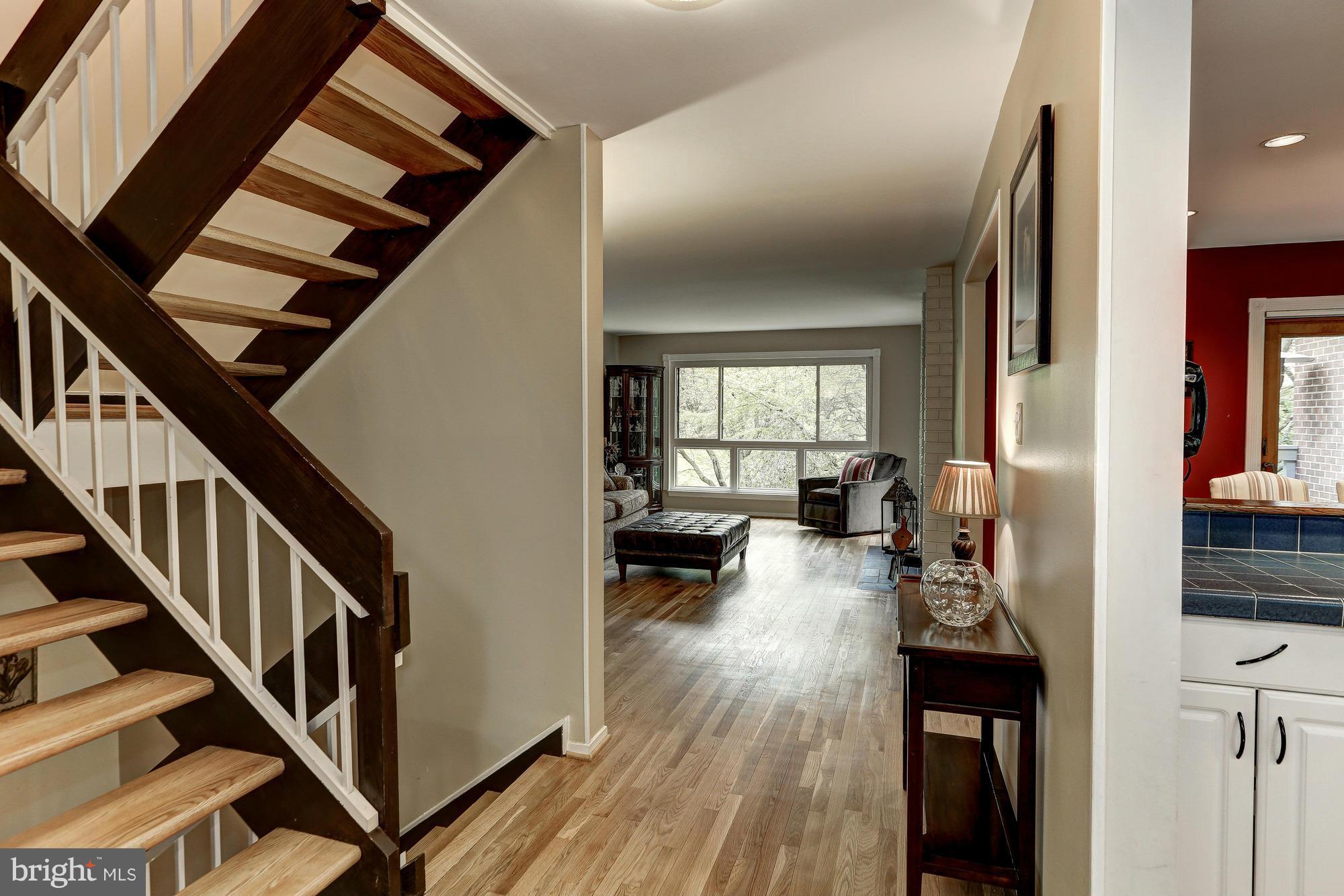 11771 Indian Ridge Road Reston, VA 20191 - Photo 14 of 26 Interior (General)