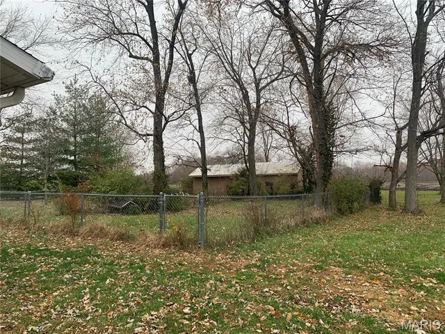 $125,000 | 313 East Taylor Street, Sorento, IL 62086