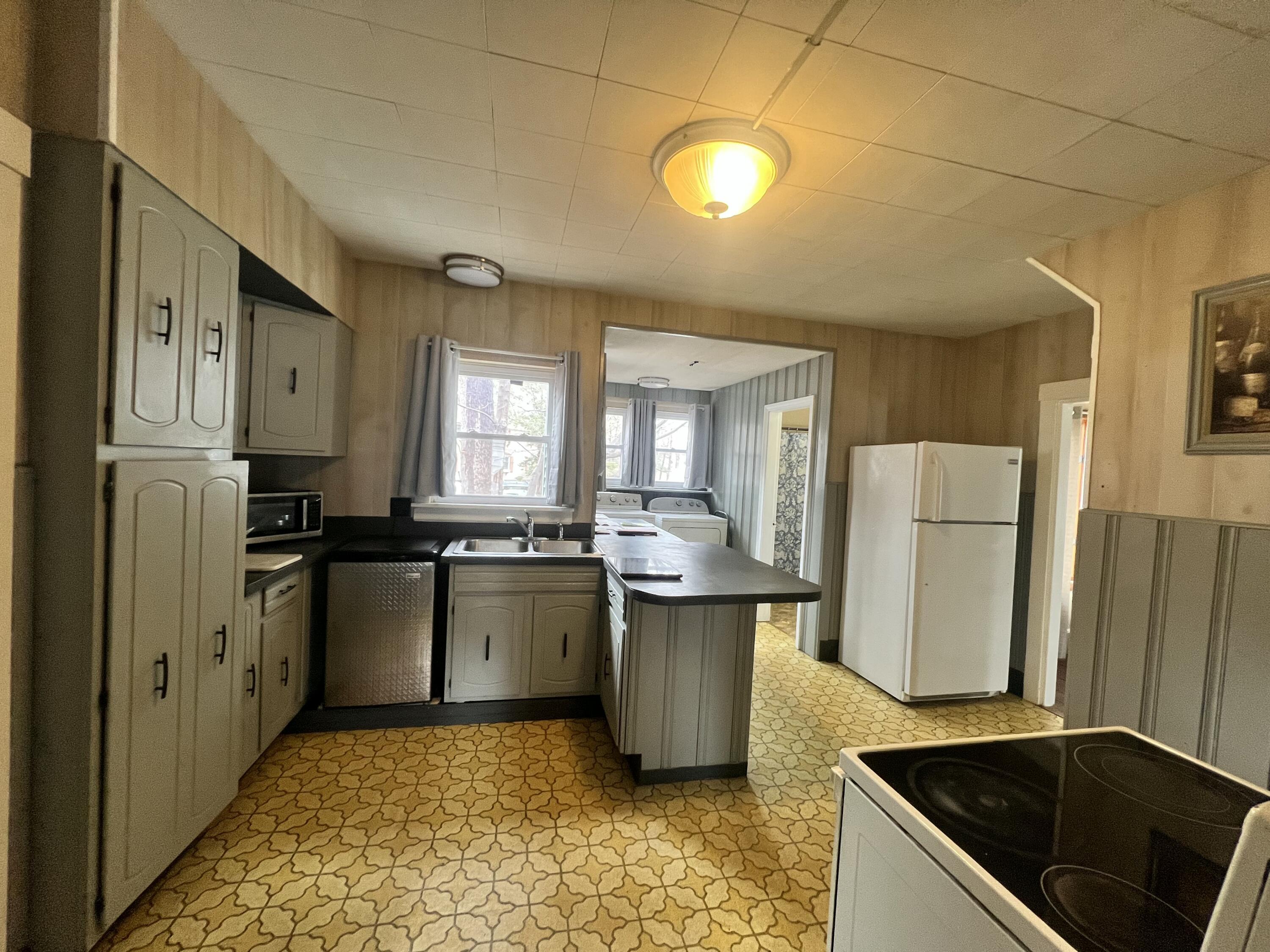 18 A Garfield Street Saco, ME 04072 - Photo 6 of 8 IMG_8472