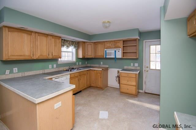 210 Stone Bridge Road East Durham, NY 12423 - Photo 6 of 24 Photo 6